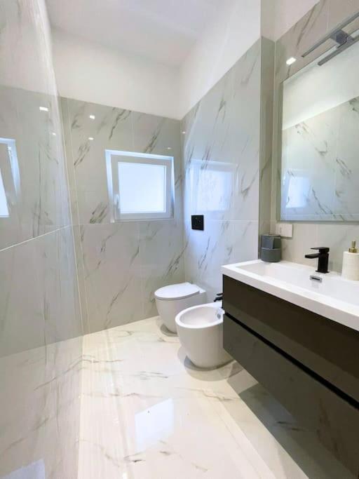Apartment Quiet, Central And Cosy Duomo - Navigli