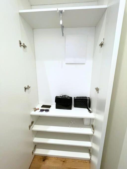 Apartment Quiet, Central And Cosy Duomo - Navigli