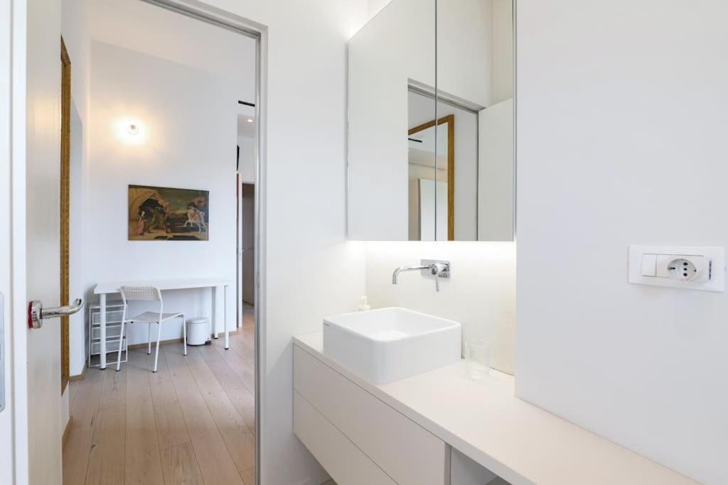 Appartement Contempora - Trilocale Fontana 22 Milaan