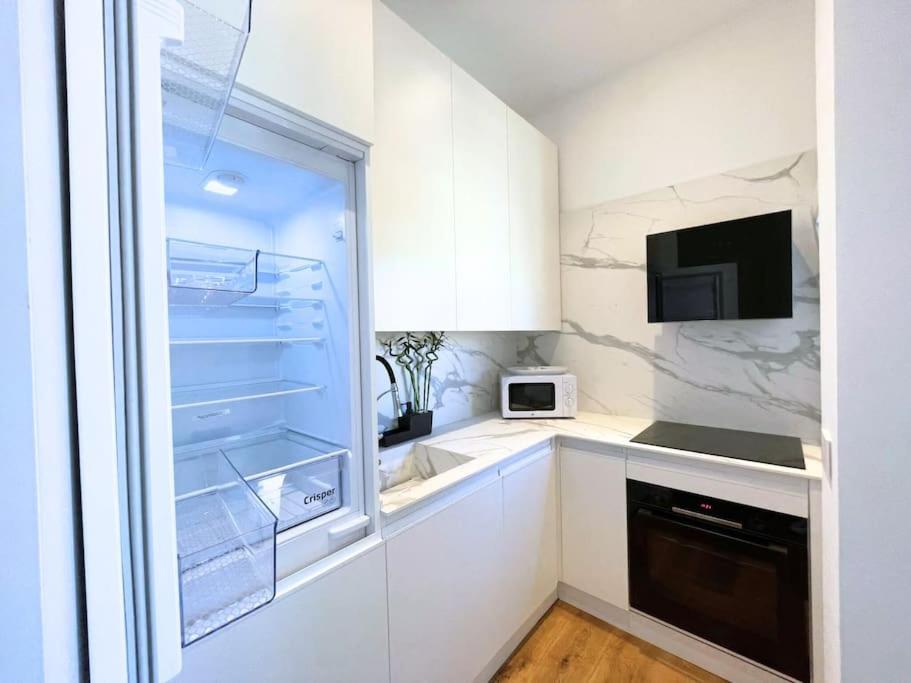 Quiet, Central And Cosy Duomo - Navigli Apartment *