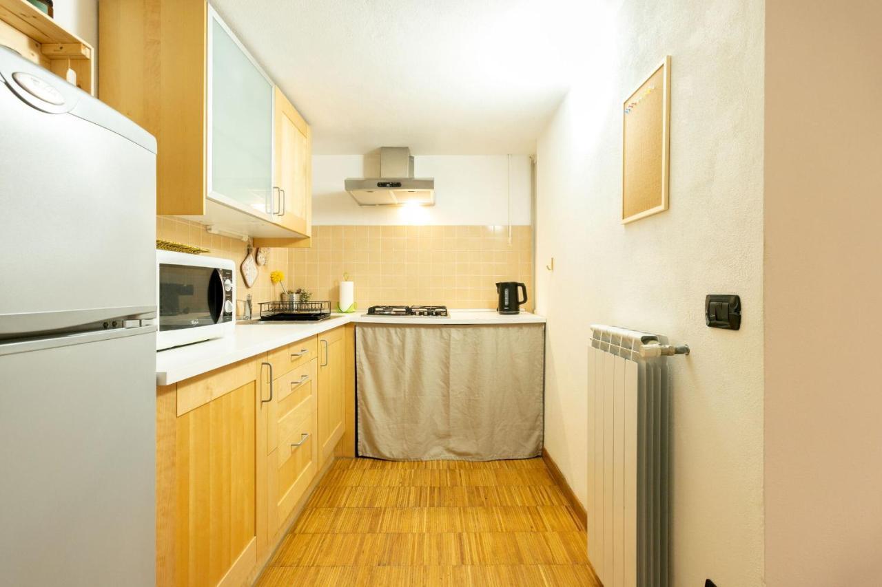 Apartment Pastrengo Milan