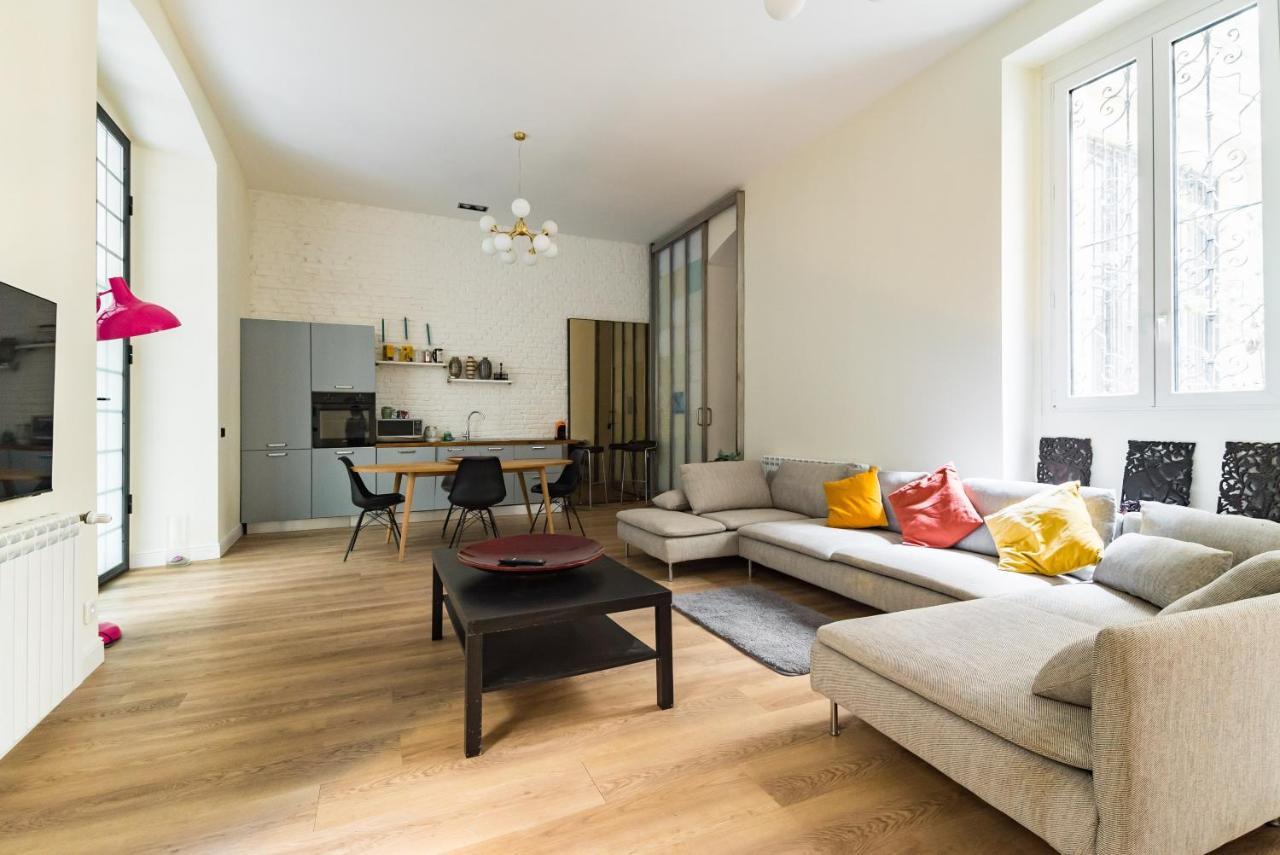 Joivy Modern And Spacious Family Flat * Milano