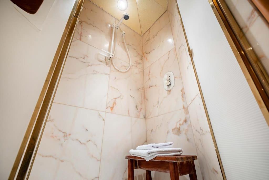 Leilighet Luxury Penthouse - Sauna, Garage, Office, Terrace *