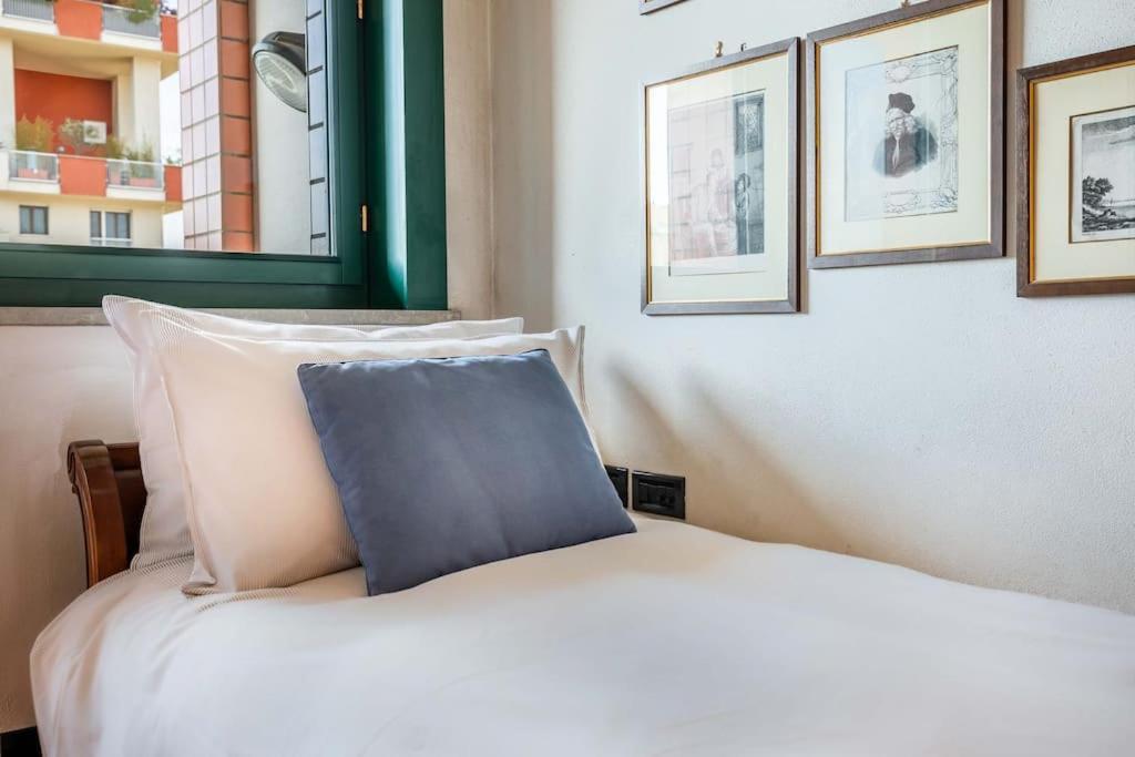 Luxury Penthouse - Sauna, Garage, Office, Terrace Milano