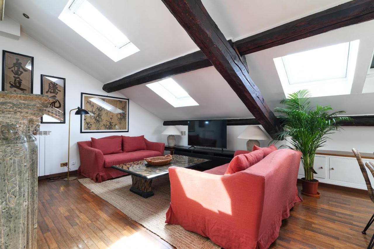 Appartement Elegant P.venezia Attic