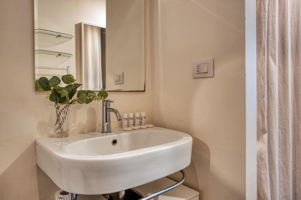 Apartment Joivy Tasteful Flat Near Centre Milan