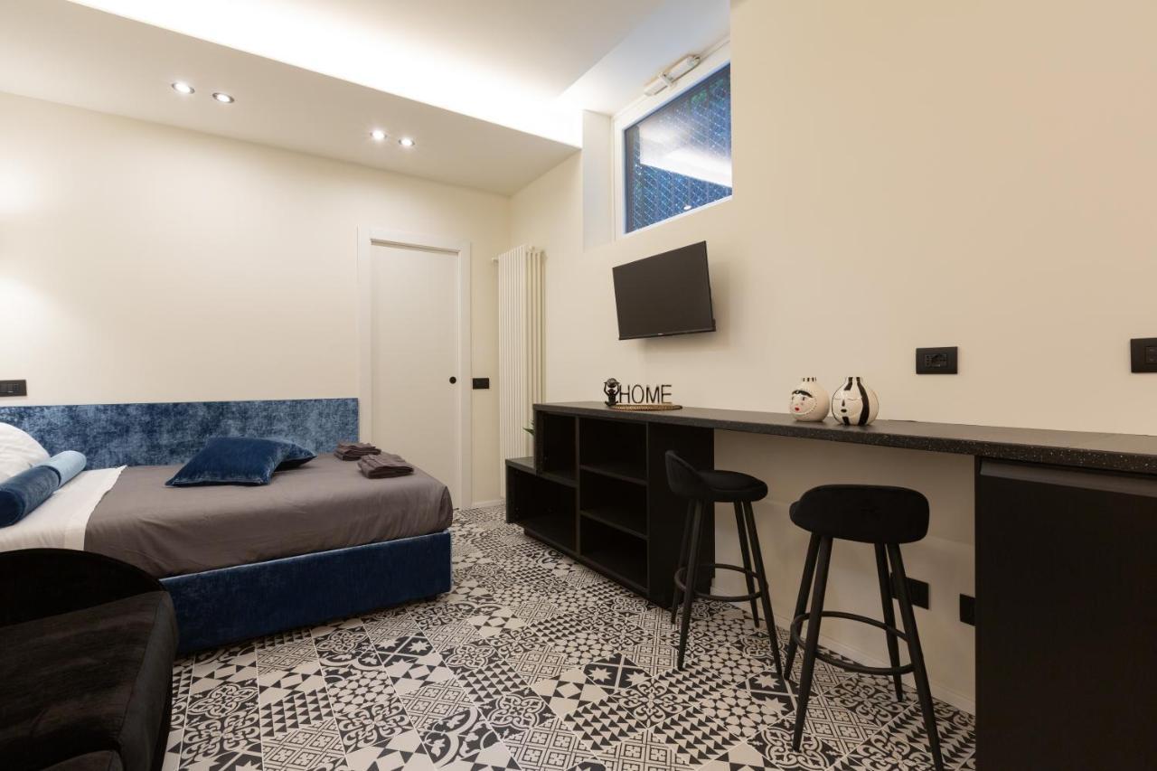 Pab60 -crescenzago-luxury Blue House Apartment Milan