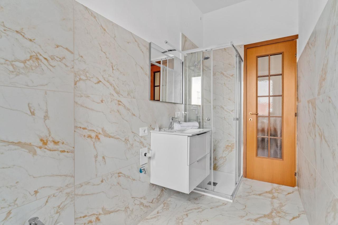 Appartamento Fa 333 - Spacious With Views Of - Milano