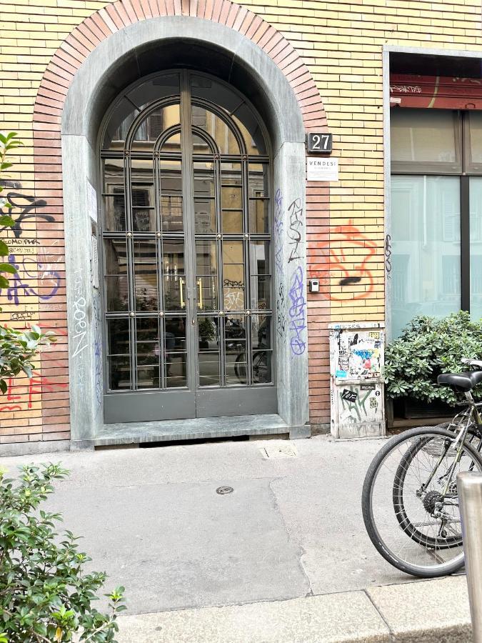 Small House Near The Station Milan