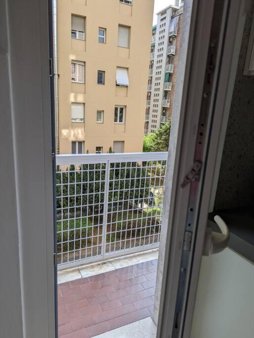 Modern And Comfortable Near The Subway Leilighet