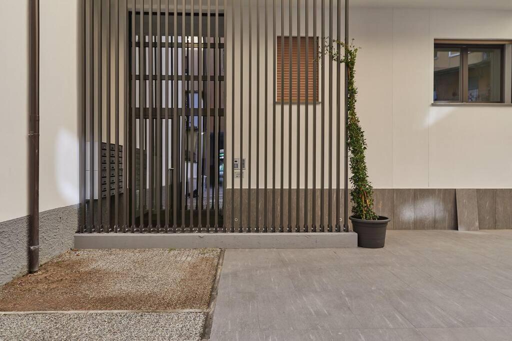 Bright Two-room Apartment Milan