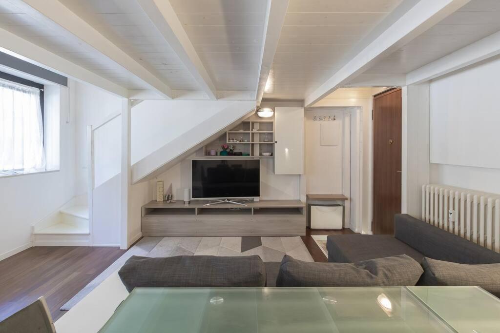 Appartamento Youhosty - Desenzano 7 *