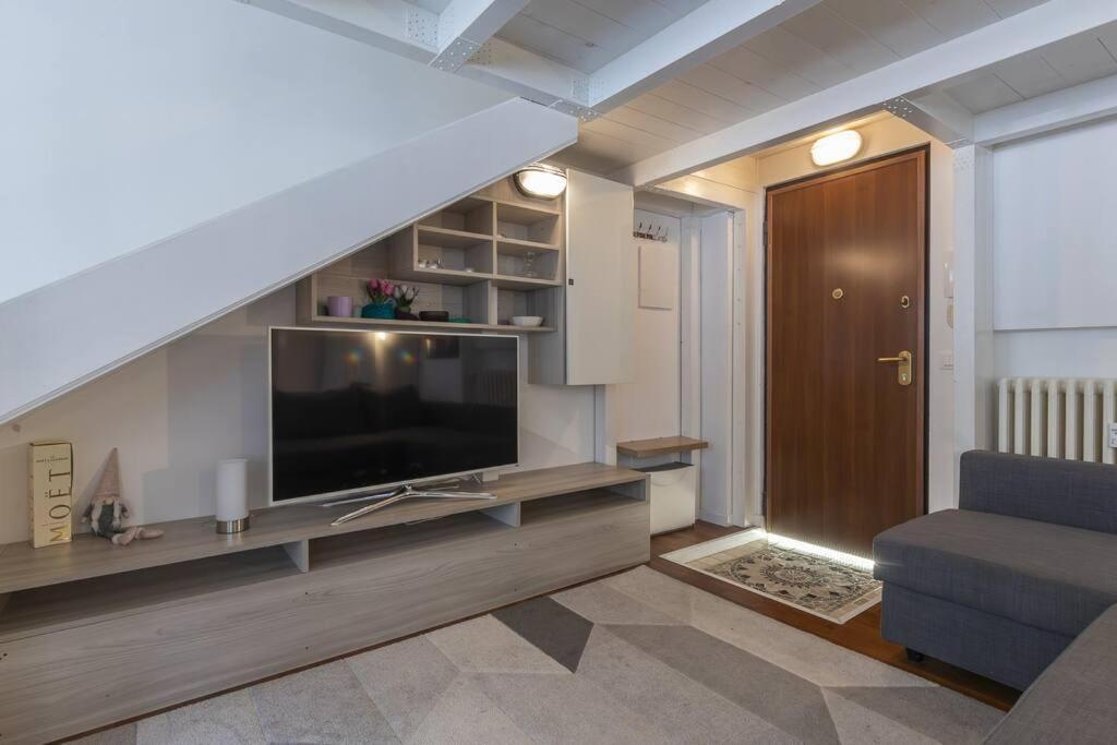 Youhosty - Desenzano 7 Apartment