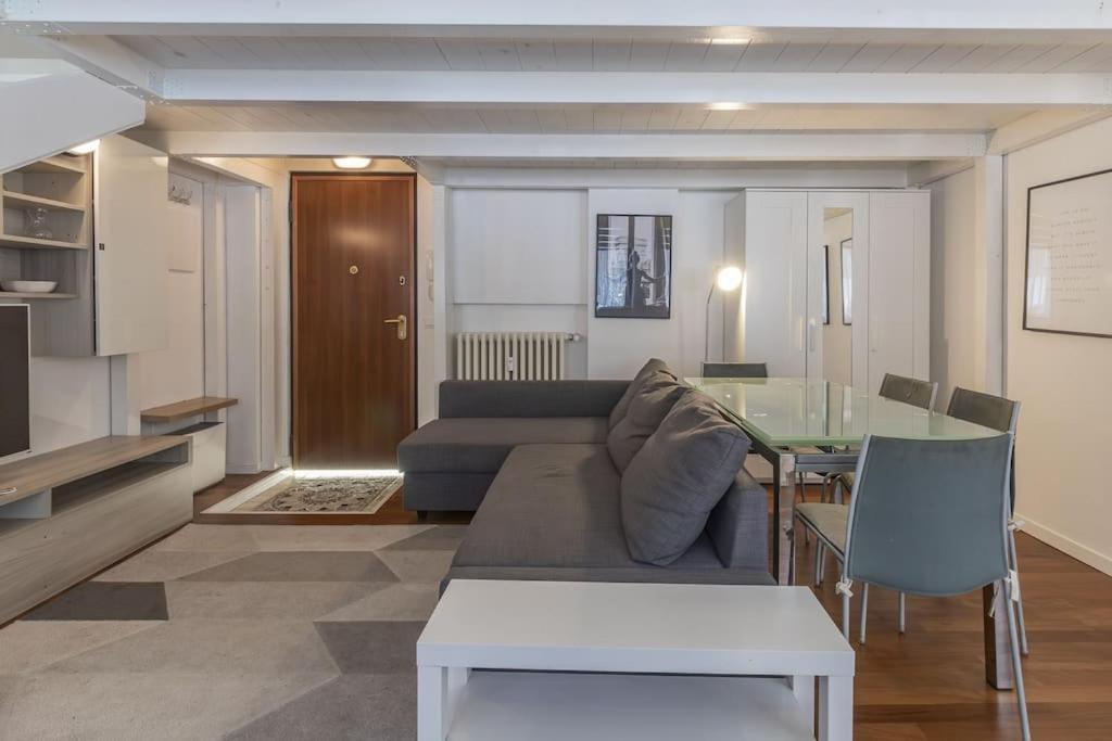 Youhosty - Desenzano 7 Apartment Milan