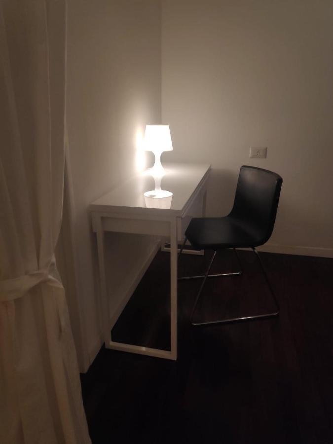 Duomo Lucania M3 - Barney's Apartment Mailand