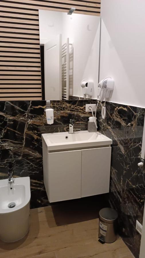 M97&rooms 97 Macchi Apartment *