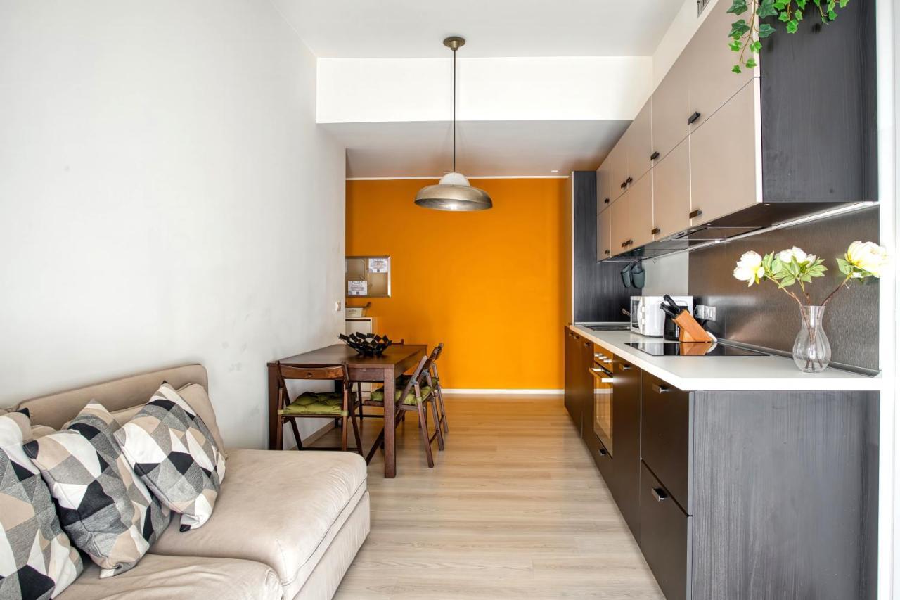 Joivy Vibrant 2bed With Balcony Milano