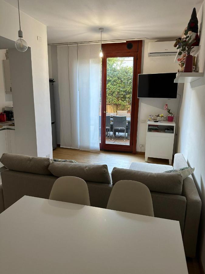 Be-c0 Bicocca Luxury Garden Apartment Milan