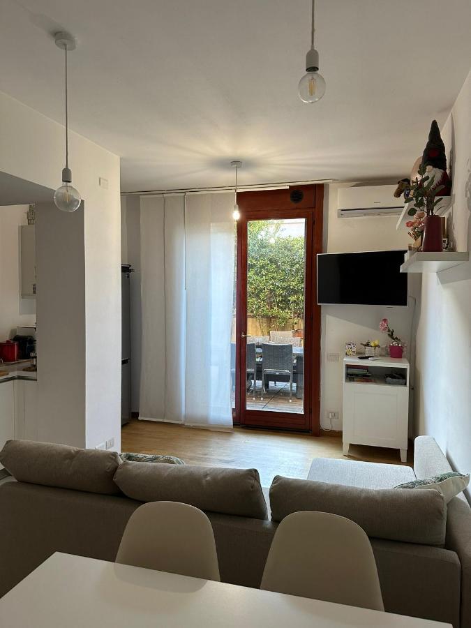 Apartment Be-c0 Bicocca Luxury Garden *