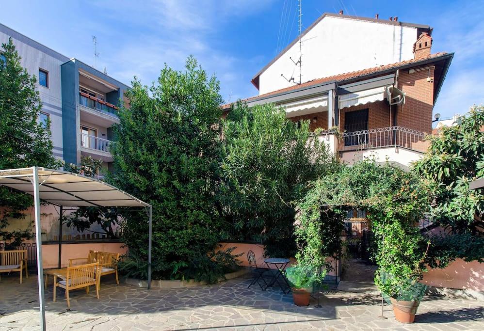 Un Insospettabile Angolo Verde In Citta Appartamento Milano