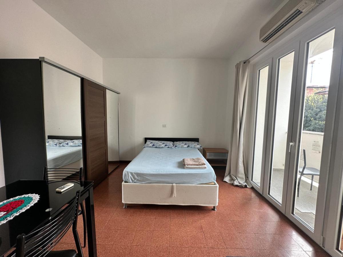 For Work And Leisure * Milano