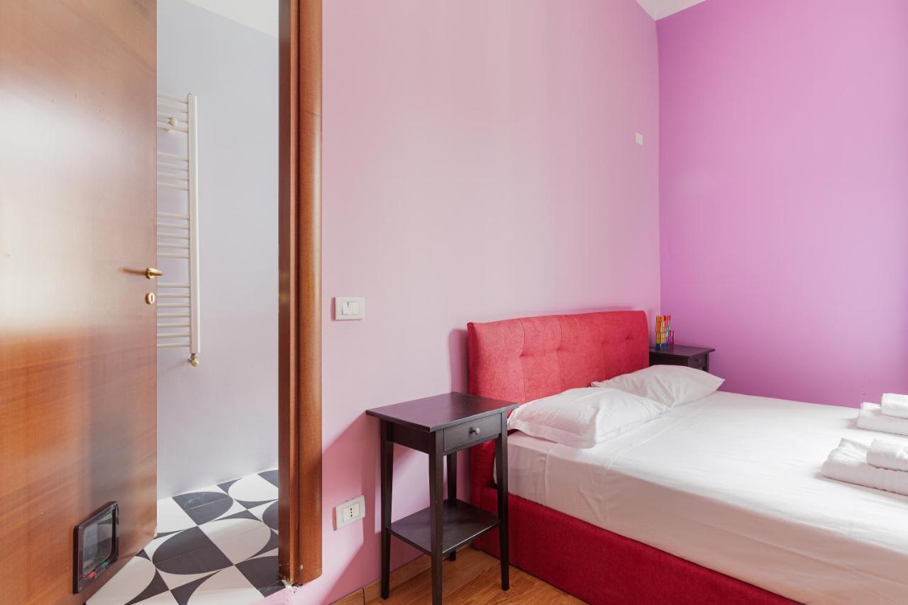 Viale Umbria Colorful Apartment