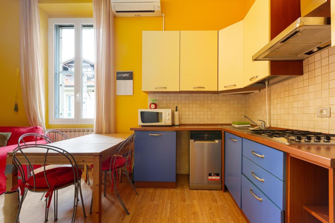 Apartment Viale Umbria Colorful *