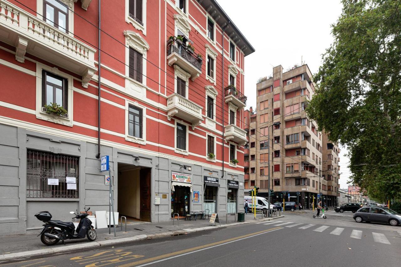 Viale Umbria Colorful Apartment