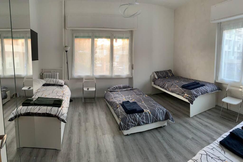 Sunny -entire Center- 24h Check-in Apartment