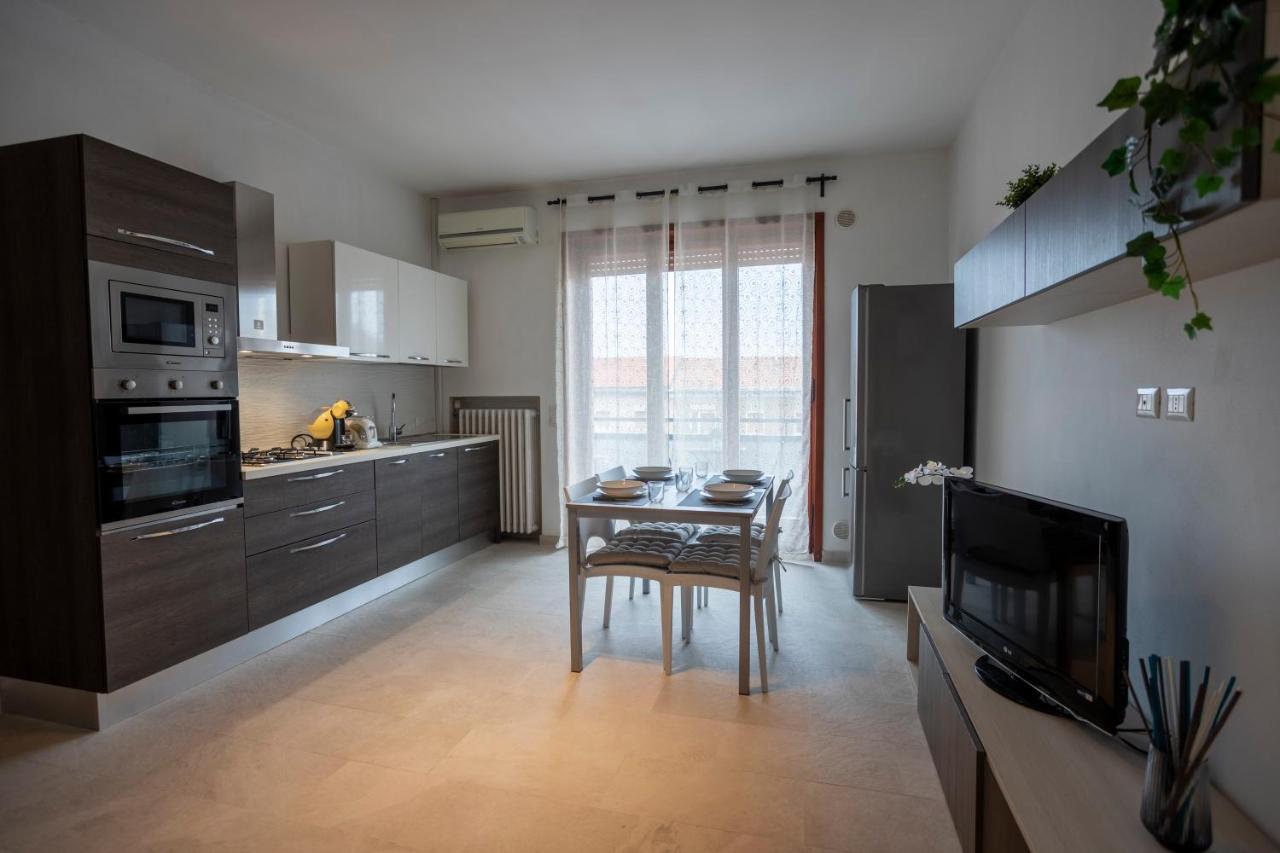 Leilighet Tortona -navigli Free Parking Penthouse Con Wifi Milano