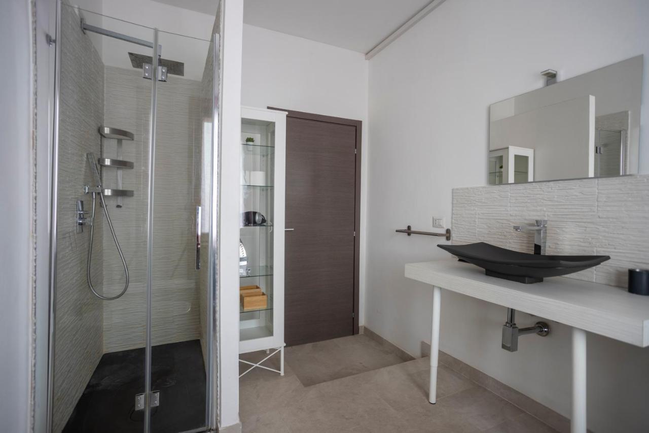 Tortona -navigli Free Parking Penthouse Con Wifi Leilighet *