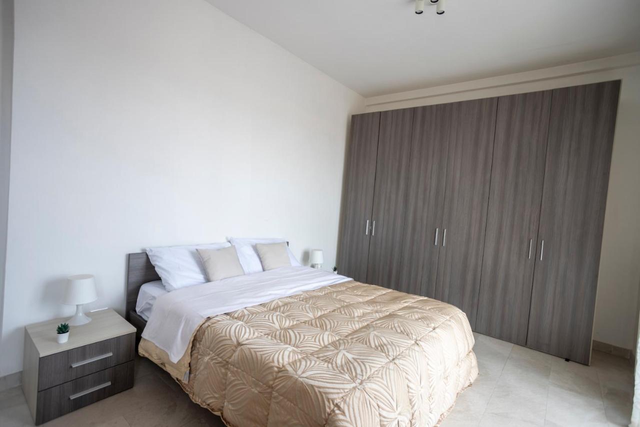 Leilighet Tortona -navigli Free Parking Penthouse Con Wifi