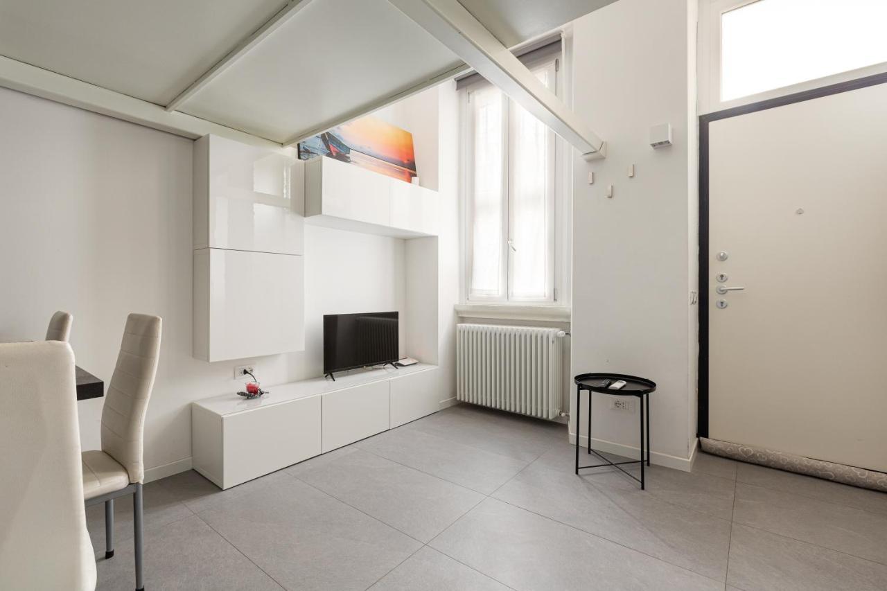 Cosy And Quiet In * Milano