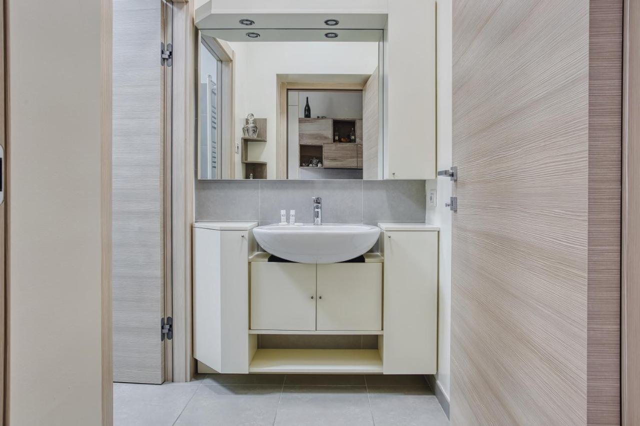 Appartement Joivy Welcoming Near Citylife Milaan