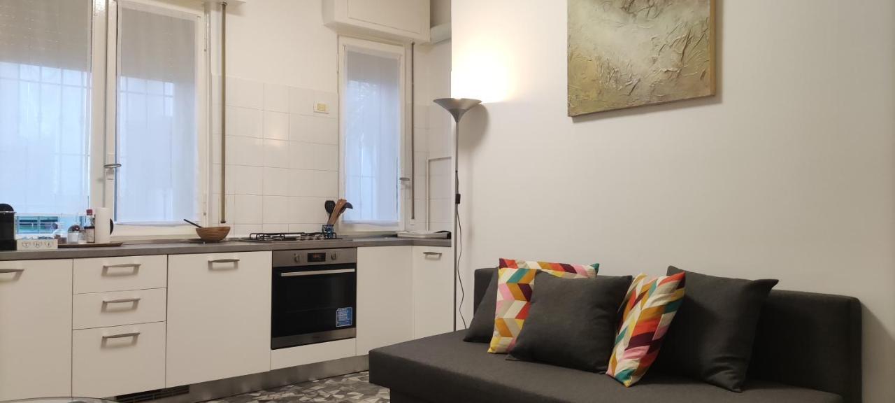 Melaverdeflat Milano Porta Venezia-Dateo Metro 4 Appartement Milaan