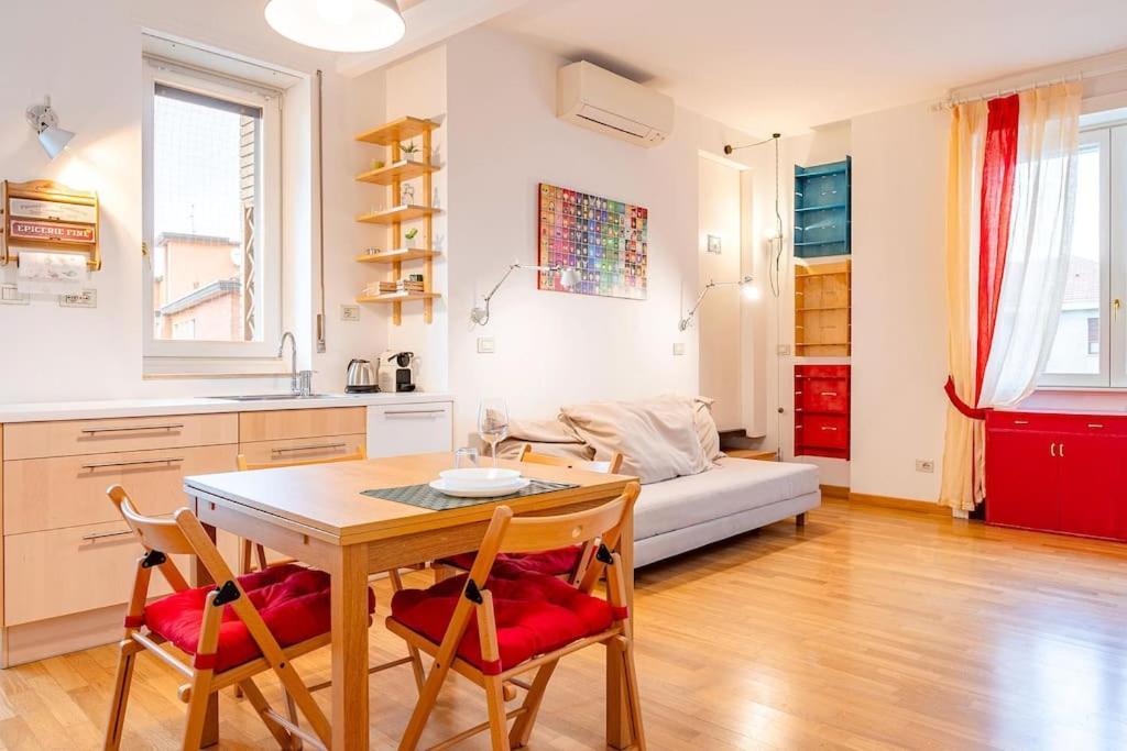 Guest Planet - Grazioso Bilocale Bande Nere M1 Apartment *