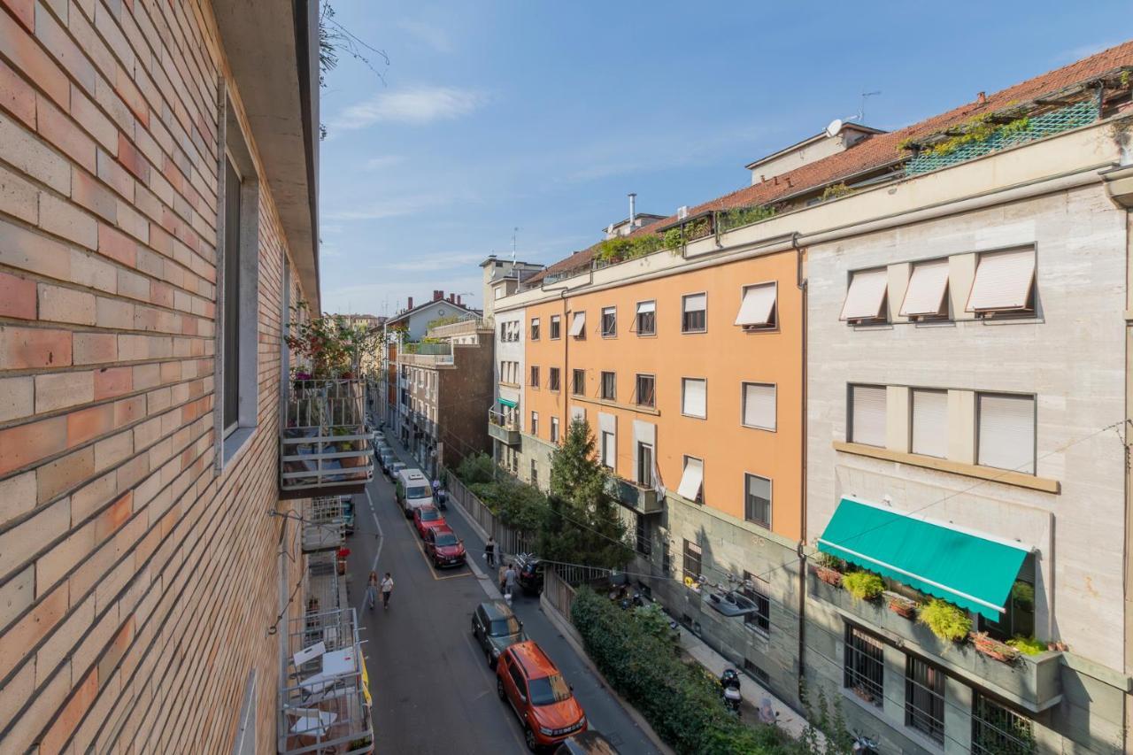 Ihost - Niccolini 21 * Milan