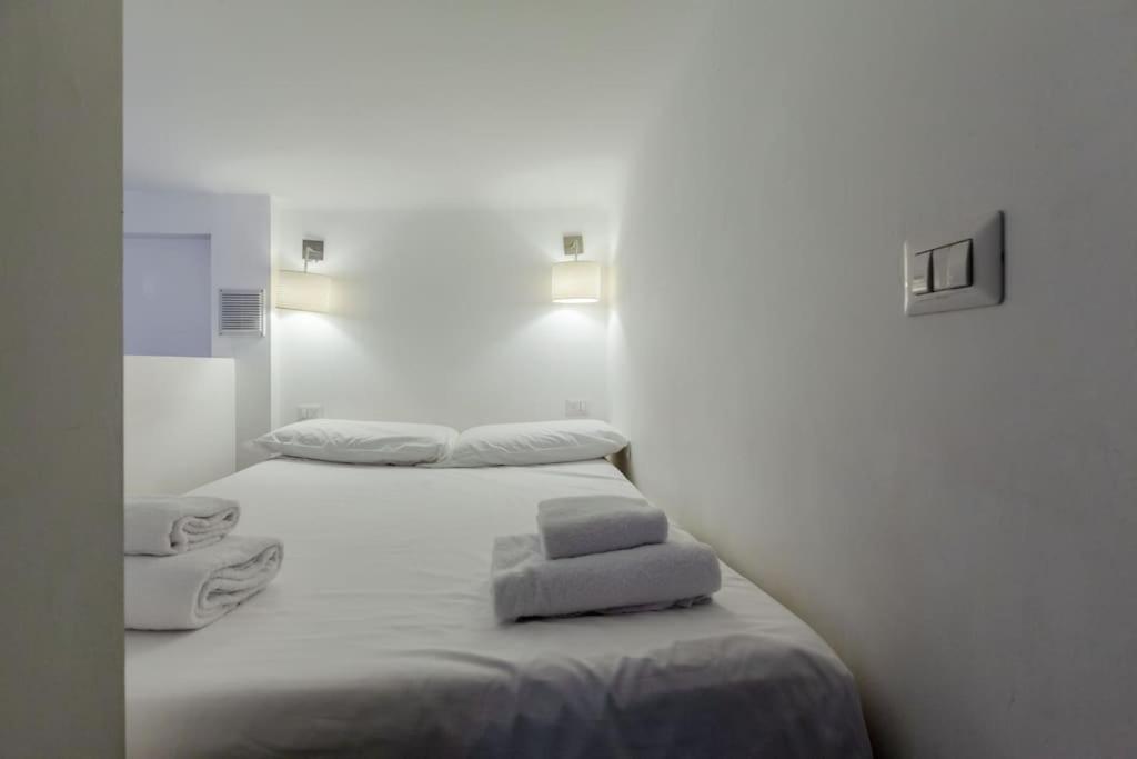 Appartamento Navigli Loft Self Check-in, Wi-fi & A/c *