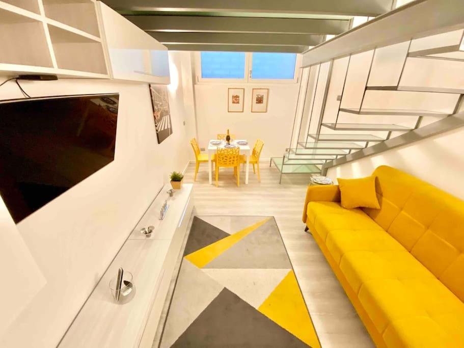 Appartamento Loft Di Lusso - Metro E Centro *