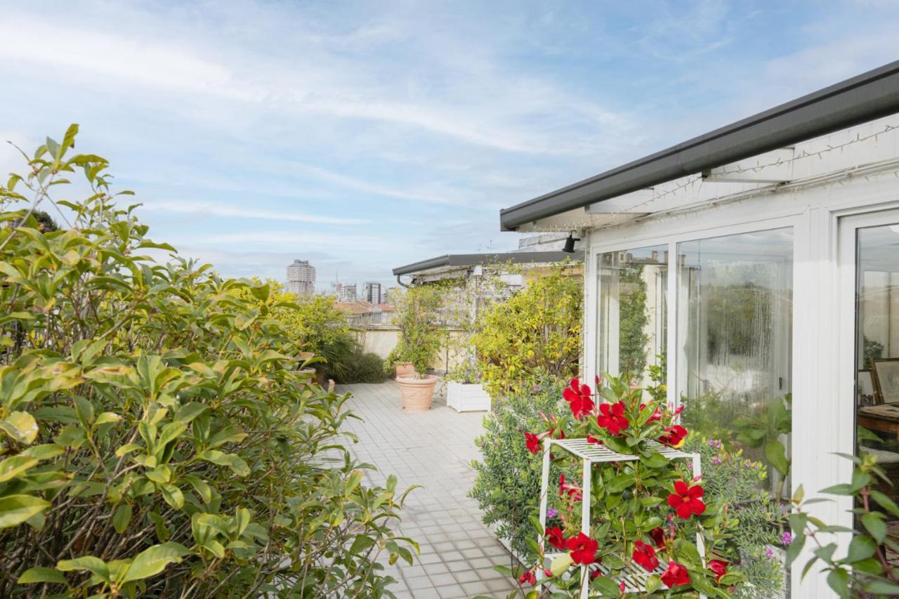 Easylife - Attico 230mq Con Terrazza Area Bocconi Leilighet