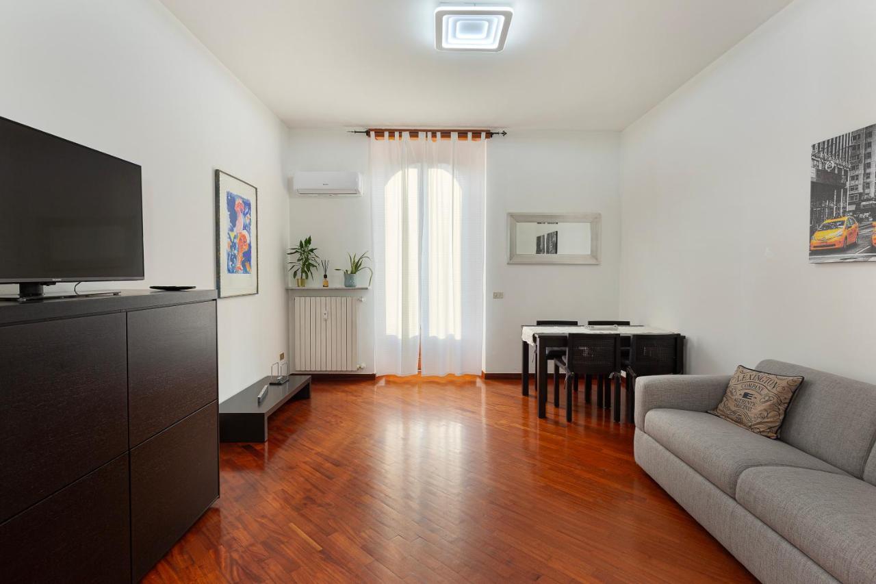 Flat In Citylife Near Metro! Apartment Milan