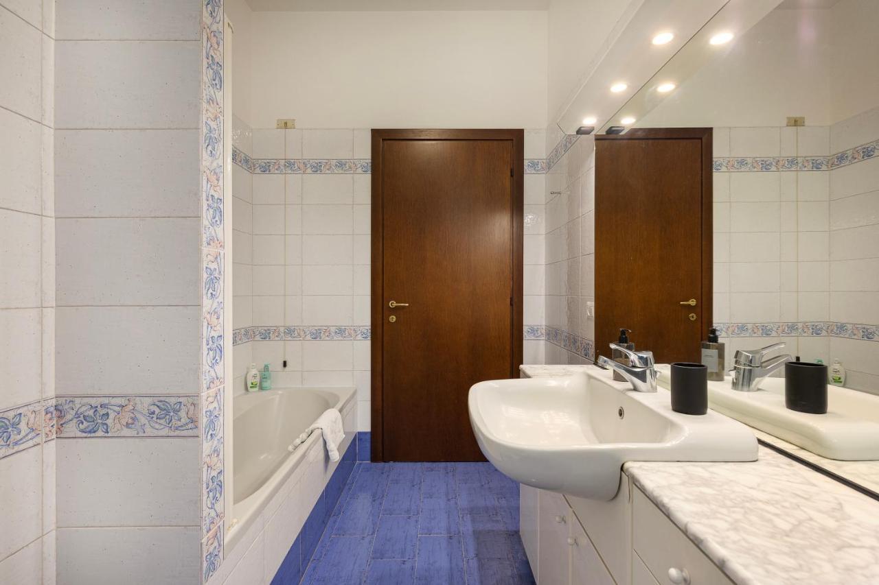 Flat In Citylife Near Metro! Apartment *