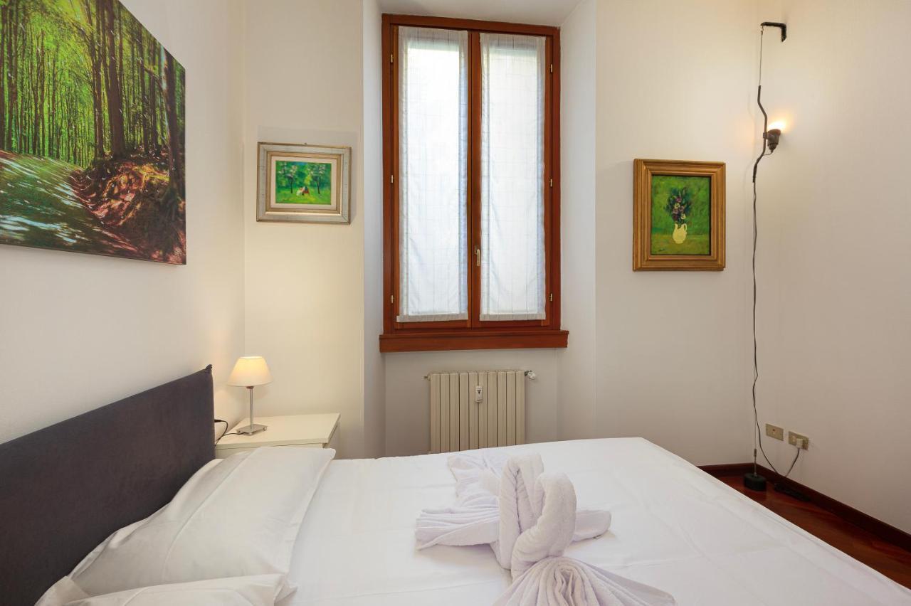 Apartment Flat In Citylife Near Metro!