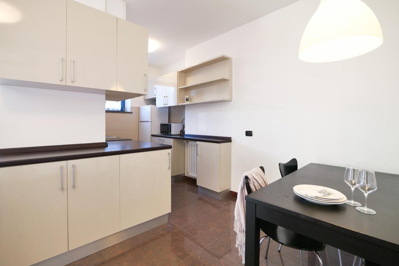 Contempora - Trilocale Largo Zanuso Apartment Milan