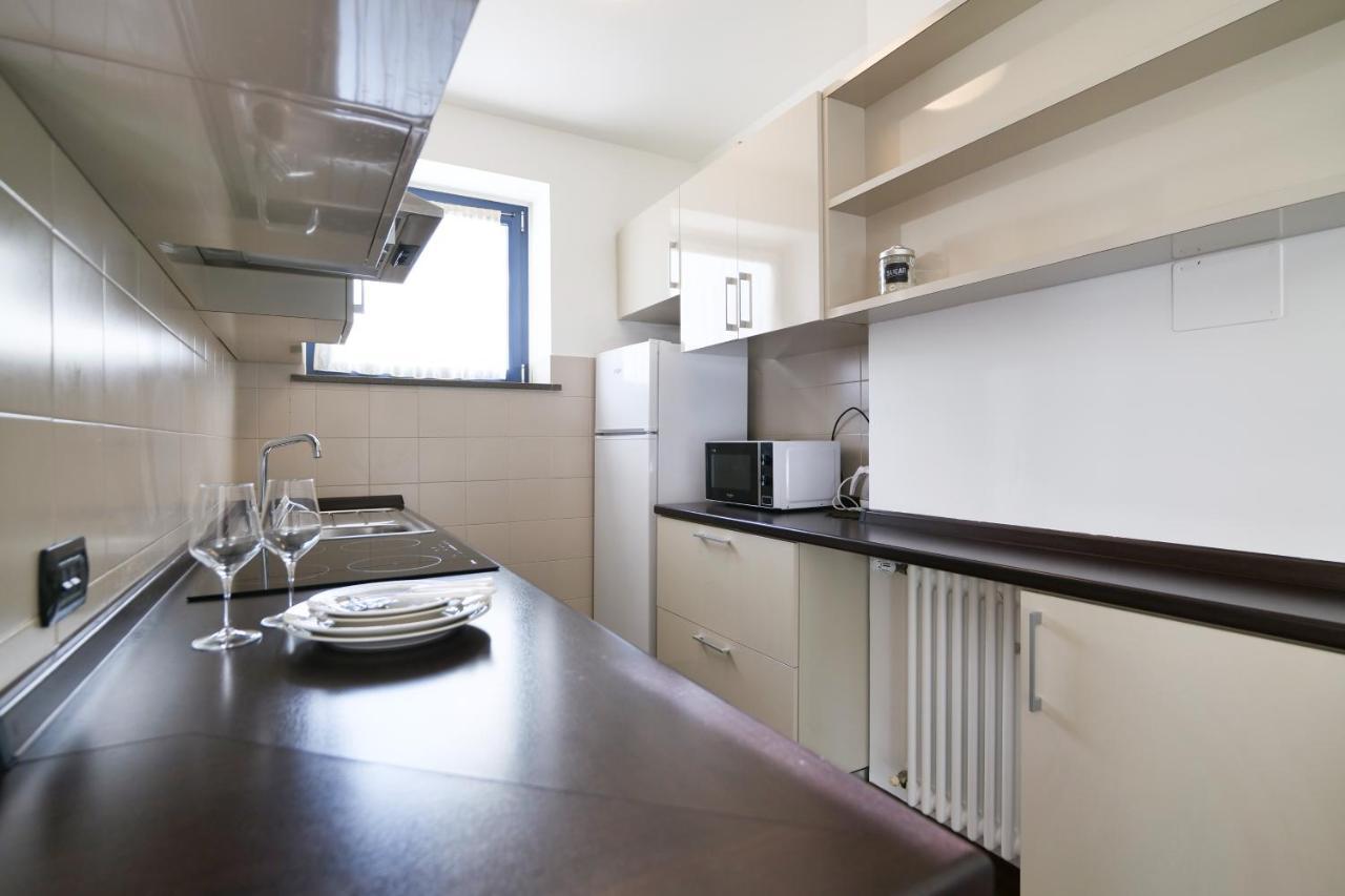 Contempora - Trilocale Largo Zanuso Milan