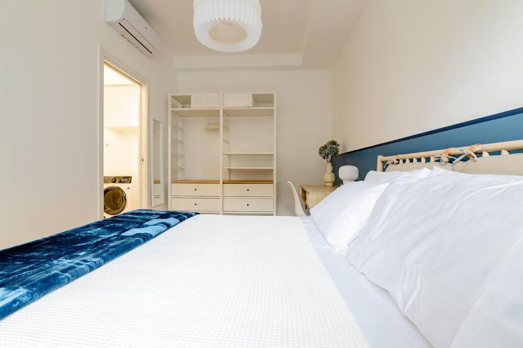 Luxury 1 Bedroom Apartment, Close To San Siro, Fiera And 10 Min Metro To Duomo Milaan