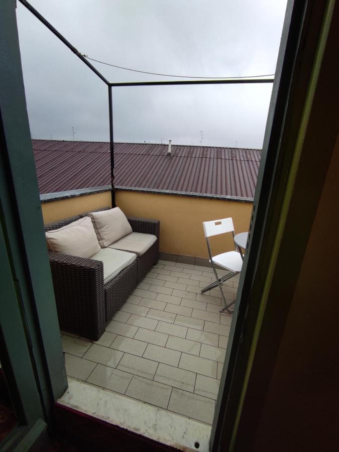 Stazione Centrale-loreto Vintage House With Terrace Wifi Sky-netlix
