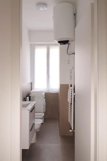 Leilighet Bilocale Metro 4 Blu Frattini - Airport Linate Milano