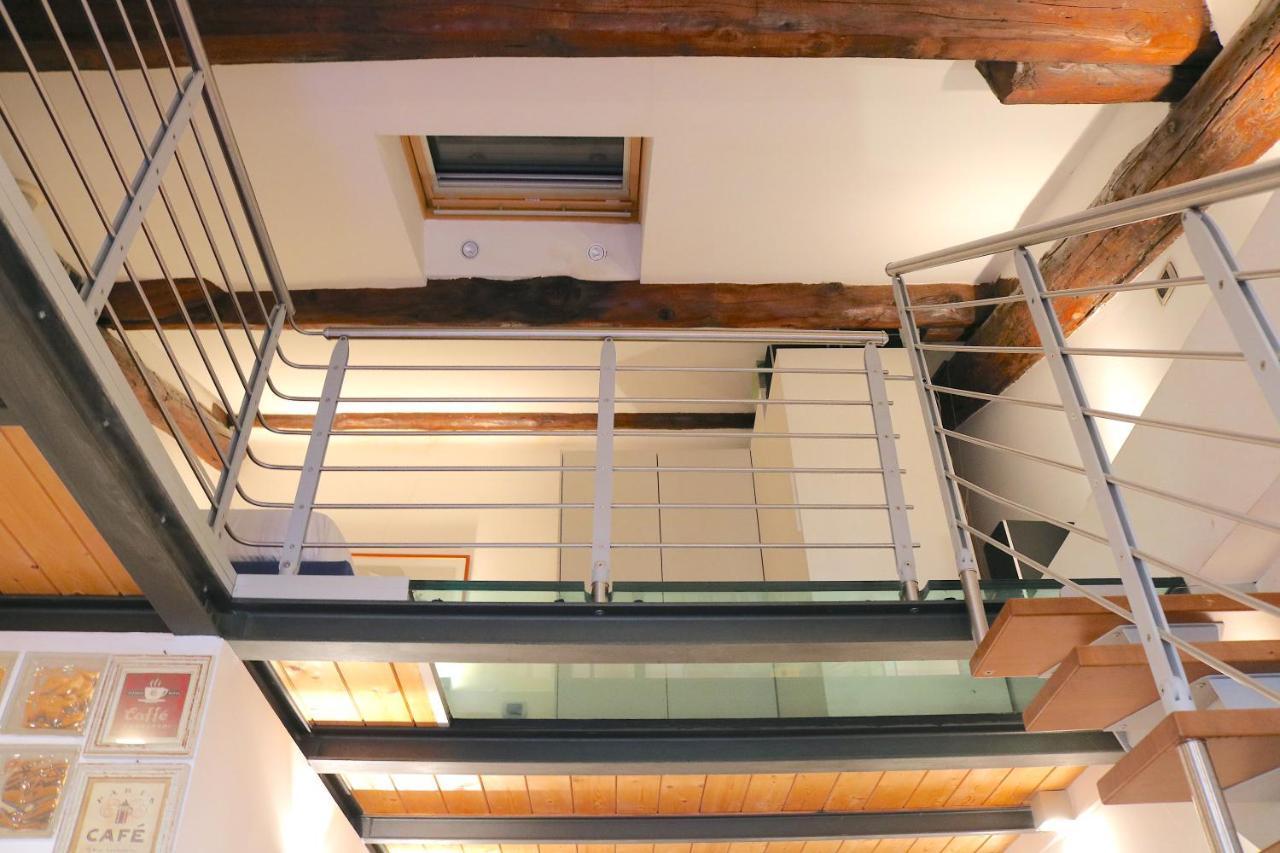Charming In The Navigli District - 4 People Apartment *