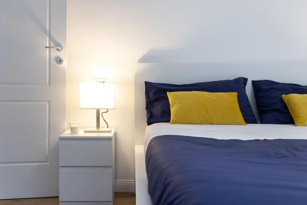 Appartamento Elegante A City Life- Mico-fiera-accessoriato E Wifi Milano